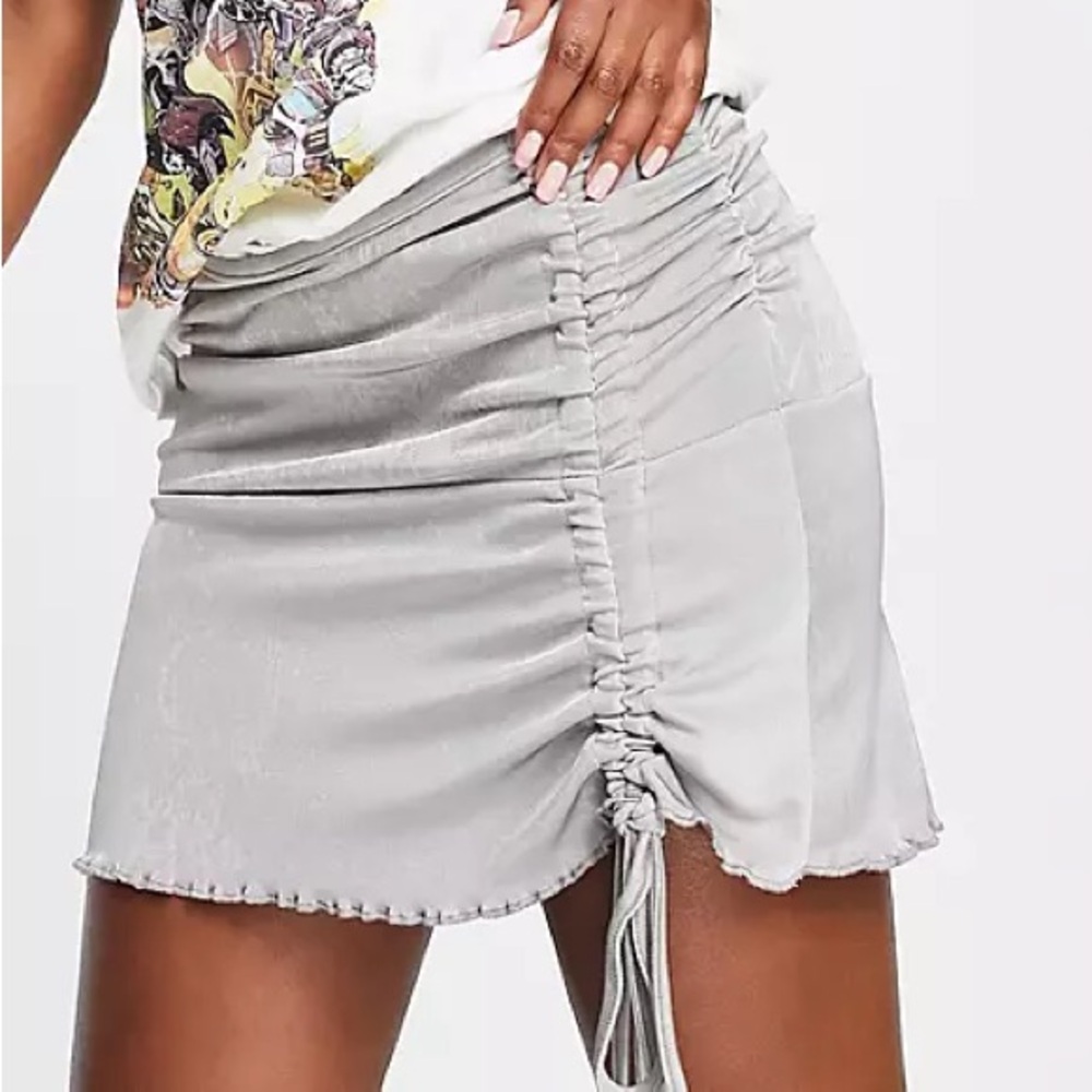 ✨ ASOS Mini Skirt ✨